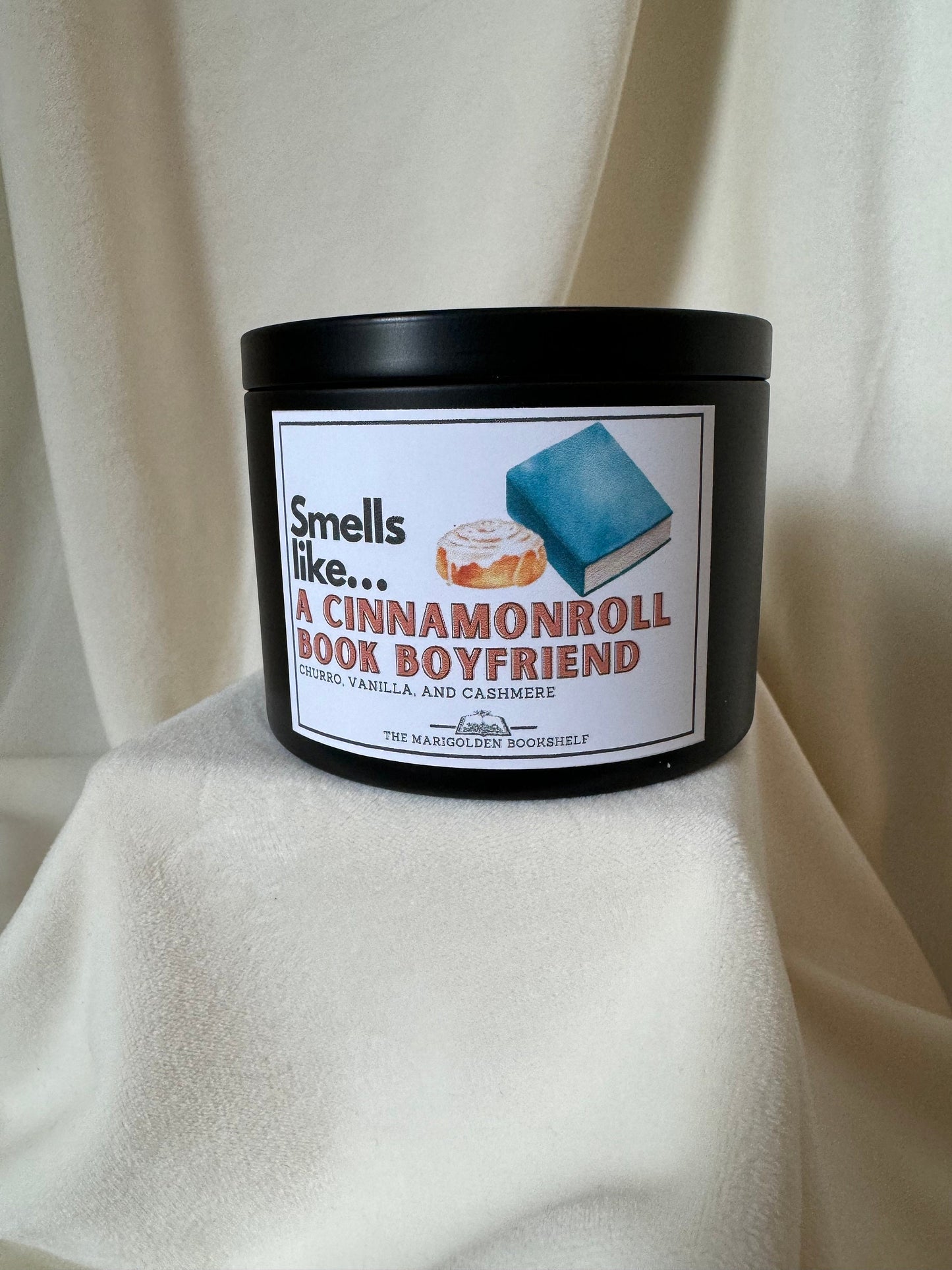 Cinnamon Roll Book Boyfriend Scented Candle